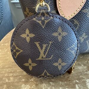 Louis Vuitton Monogram Coin Pouch